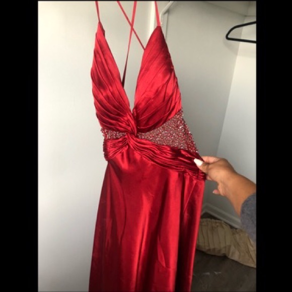 Dress - Picture 3 of 4